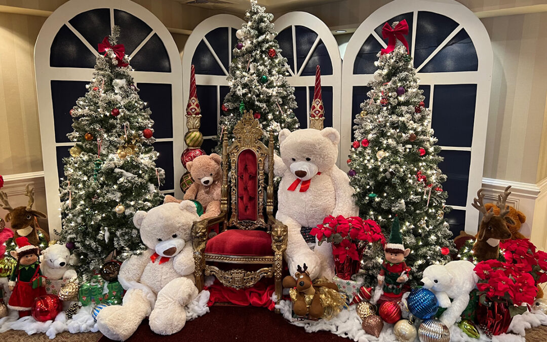 BEST DECORATED Jersey Shore Restaurants for the Holidays by Tara Jean McDonald Bonanno