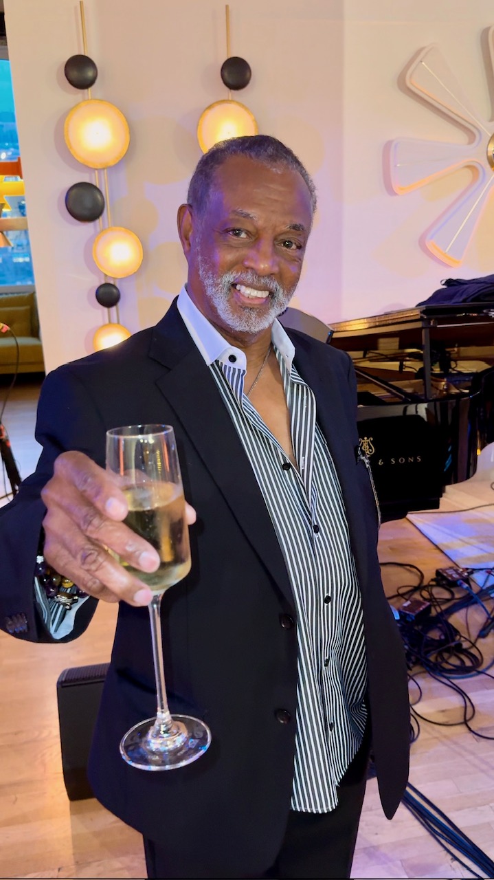 Robert Kool Bell Chef JT Dunn